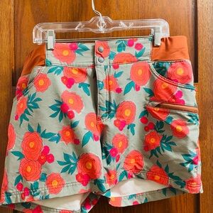 Floral Women's Shorts - Shredly 2X